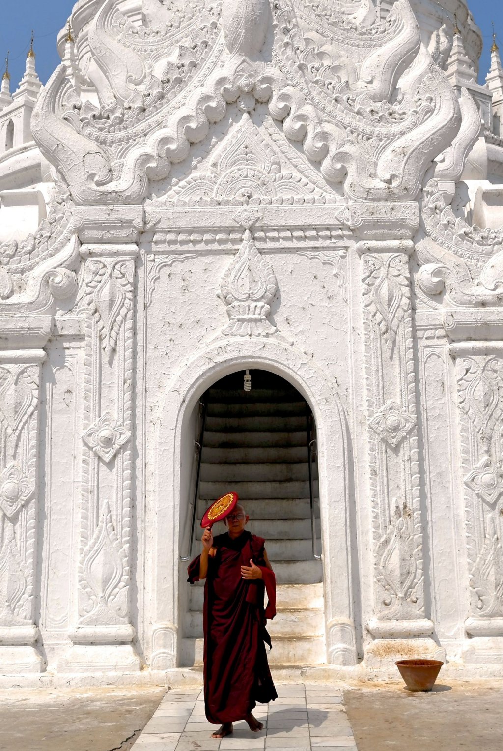 Myanmar: Buddhist Monks