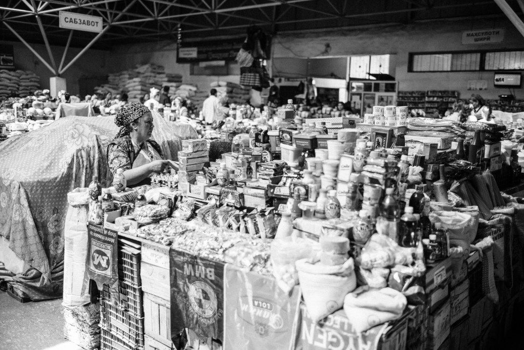 Osh Bazaar: a market in Bishkek, Kyrgyzstan.