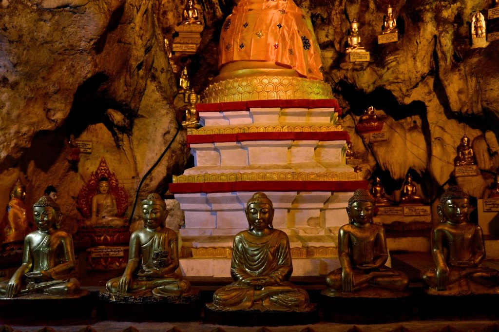 Myanmar: Pindaya Caves