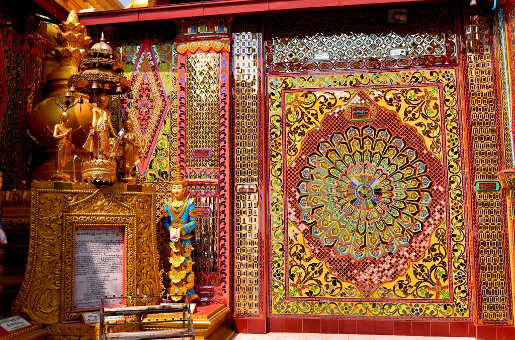 Larger image of the complex and beautiful mosaic work at Sutaungpyai Pagoda, Myanmar